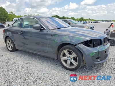 Czwarte zdjęcie samochodu z boku: 2013 BMW 128 I VIN:WBAUP7C55DVP24432 - miniatura