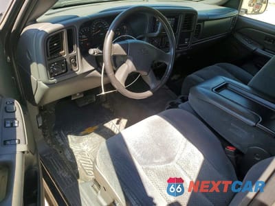 Zdjęcie 8 z 12 samochodu: 2004 CHEVROLET SILVERADO C1500 VIN:2GCEC19TX41255281 - miniatura