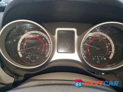 Zdjęcie 9 z 12 samochodu: 2017 DODGE JOURNEY CROSSROAD VIN:3C4PDCGG6HT613486 - miniatura