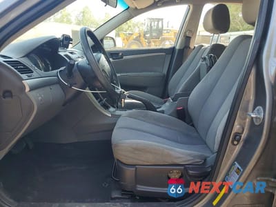 Zdjęcie 7 z 12 samochodu: 2010 HYUNDAI SONATA GLS VIN:5NPET4ACXAH654408 - miniatura