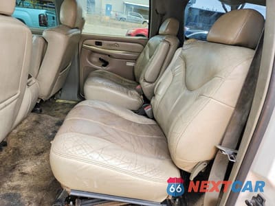 Zdjęcie 10 z 12 samochodu: 2001 GMC YUKON XL K1500 VIN:3GKFK16T61G252476 - miniatura