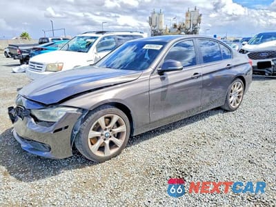 2014 BMW 335 XI WBA3B9C51EP458077 - główne zdjęcie licytacji z USA - miniatura