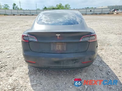 Zdjęcie 6 z 12 samochodu: 2018 TESLA MODEL 3 VIN:5YJ3E1EAXJF098379 - miniatura