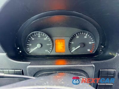 Zdjęcie 8 z 14 samochodu: 2016 MERCEDES-BENZ SPRINTER 2500 VIN:WD3PE7CD8GP190441 - miniatura