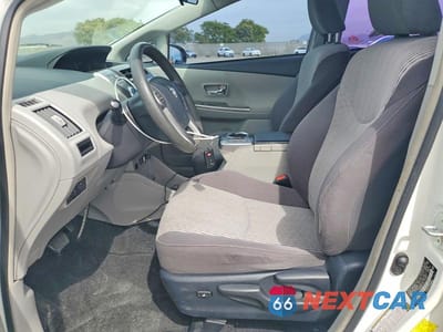 Zdjęcie 7 z 12 samochodu: 2015 TOYOTA PRIUS V THREE VIN:JTDZN3EU5FJ032564 - miniatura