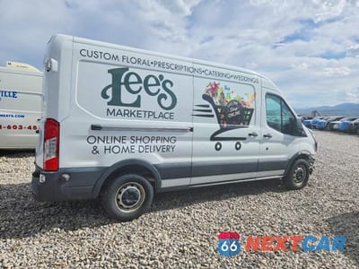 Czwarte zdjęcie samochodu z boku: 2017 FORD TRANSIT 150 DELIVERY VAN VIN:1FTBW2CG5JKB14495 - miniatura