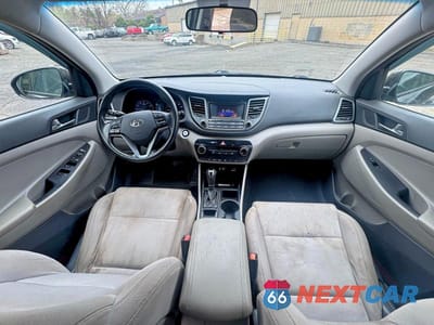 Zdjęcie 9 z 10 samochodu: 2016 HYUNDAI TUCSON SPORT VIN:KM8J3CA29GU056532 - miniatura
