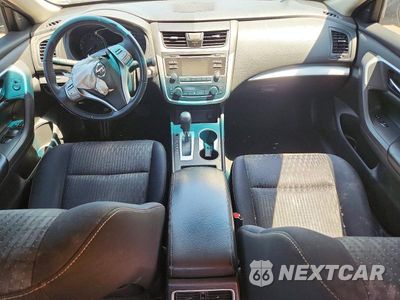 Zdjęcie 8 z 12 samochodu: 2017 NISSAN ALTIMA 2.5 SV VIN:1N4AL3AP2HC149423 - miniatura