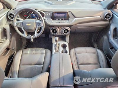 Zdjęcie 8 z 12 samochodu: 2020 CHEVROLET BLAZER 3LT VIN:3GNKBDRS1LS560712 - miniatura