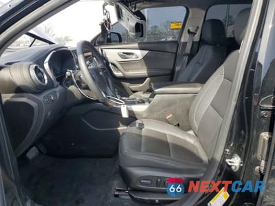 Zdjęcie 7 z 14 samochodu: 2024 CHEVROLET BLAZER 3LT VIN:3GNKBDR42RS171149 - miniatura