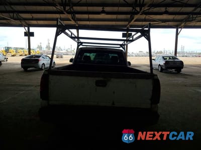 Zdjęcie 6 z 11 samochodu: 2005 GMC NEW SIERRA C1500 VIN:1GTEC14VX5Z900321 - miniatura