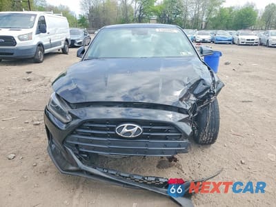 Piąte zdjęcie samochodu w środku: 2020 HYUNDAI VELOSTER 2.0L VIN:KMHTG6AF9LU021517 - miniatura