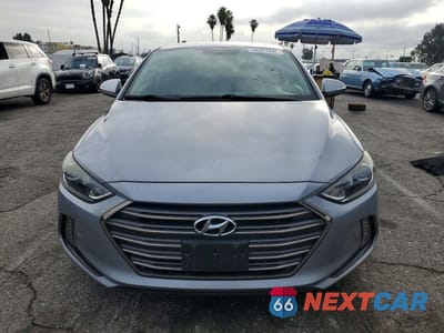 Piąte zdjęcie samochodu w środku: 2017 HYUNDAI ELANTRA LIMITED VIN:5NPD84LF4HH127897 - miniatura