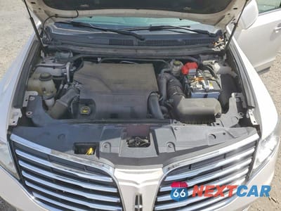Zdjęcie 12 z 13 samochodu: 2019 LINCOLN MKT VIN:2LMHJ5AT0KBL02458 - miniatura