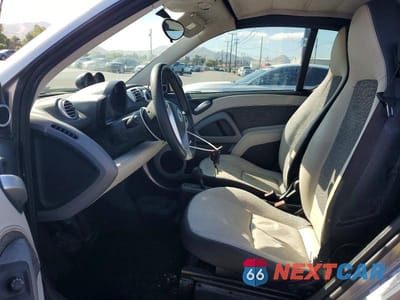 Zdjęcie 7 z 12 samochodu: 2013 SMART FORTWO PASSION VIN:WMEEK3BA3DK591492 - miniatura