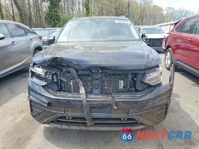 Piąte zdjęcie samochodu w środku: 2024 VOLKSWAGEN TIGUAN SE VIN:3VV3B7AX9RM074427 - miniatura