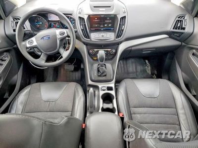 Zdjęcie 8 z 13 samochodu: 2015 FORD ESCAPE SE VIN:1FMCU0GX6FUB28521 - miniatura