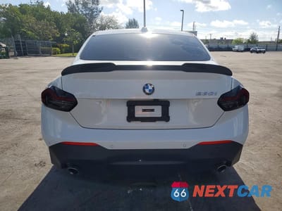 Zdjęcie 6 z 12 samochodu: 2024 BMW 230I VIN:3MW23CM06R8E50716 - miniatura