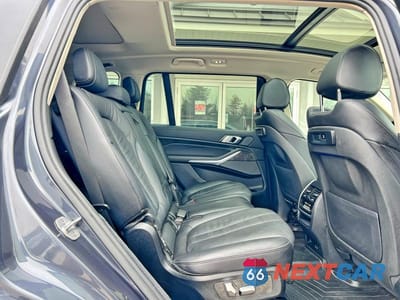 Zdjęcie 6 z 13 samochodu: 2020 BMW X7 XDRIVE40I VIN:5UXCW2C04L9B20131 - miniatura