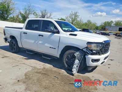 Czwarte zdjęcie samochodu z boku: 2024 RAM 1500 BIG HORN VIN:1C6SRFFT1RN210844 - miniatura