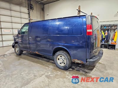 Drugie zdjęcie samochodu z przodu: 2005 CHEVROLET EXPRESS G2500 VIN:1GCGG25V351203539 - miniatura