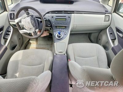 Zdjęcie 8 z 12 samochodu: 2010 TOYOTA PRIUS III VIN:JTDKN3DU4A0006474 - miniatura