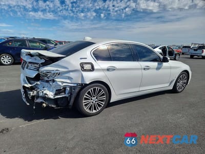 Trzecie zdjęcie samochodu z tyłu: 2018 BMW 530E VIN:WBAJA9C59JB251714 - miniatura