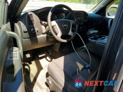 Zdjęcie 8 z 11 samochodu: 2010 CHEVROLET SILVERADO C1500 LT VIN:3GCRCSEA9AG185514 - miniatura