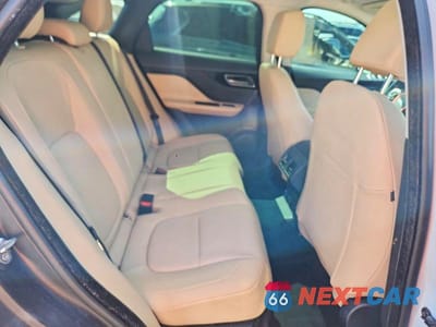 Zdjęcie 10 z 12 samochodu: 2018 JAGUAR F-PACE PREMIUM VIN:SADCJ2GX8JA236856 - miniatura