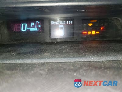 Zdjęcie 9 z 12 samochodu: 2014 TOYOTA PRIUS C TWO VIN:JTDKDTB34E1564340 - miniatura