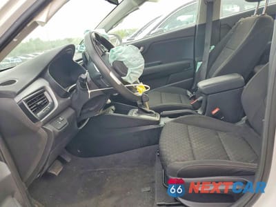 Zdjęcie 7 z 12 samochodu: 2022 KIA RIO S VIN:3KPA24AD6NE478963 - miniatura