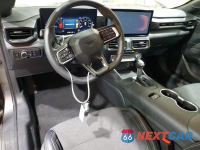 Zdjęcie 8 z 13 samochodu: 2025 FORD MUSTANG VIN:1FA6P8TH6S5102842 - miniatura