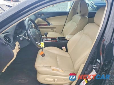 Zdjęcie 7 z 13 samochodu: 2008 LEXUS IS 250 VIN:JTHBK262X85071047 - miniatura