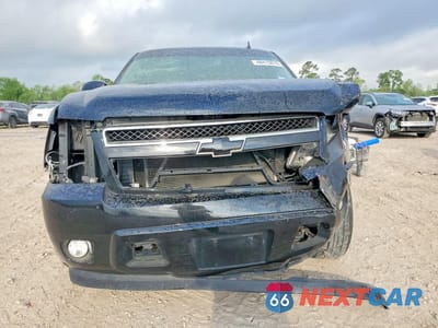 Piąte zdjęcie samochodu w środku: 2012 CHEVROLET TAHOE K1500 LT VIN:1GNSKBE06CR102210 - miniatura