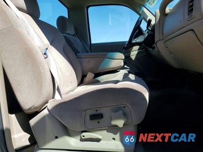 Zdjęcie 10 z 12 samochodu: 2001 GMC NEW SIERRA K1500 VIN:1GTEK14V51Z191133 - miniatura