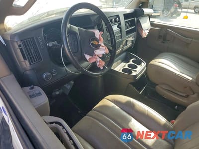 Zdjęcie 8 z 13 samochodu: 2023 CHEVROLET EXPRESS G2500 VIN:1GCWGAFP4P1224618 - miniatura