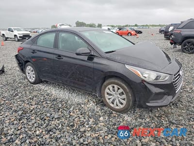 Czwarte zdjęcie samochodu z boku: 2022 HYUNDAI ACCENT SE VIN:3KPC24A65NE174064 - miniatura