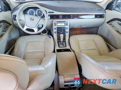 Zdjęcie 8 z 12 samochodu: 2011 VOLVO XC70 T6 VIN:YV4902BZ5B1100622 - miniatura
