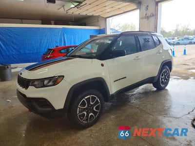2025 JEEP COMPASS TRAILHAWK 3C4NJDDN6ST532441 - główne zdjęcie licytacji z USA - miniatura
