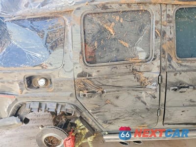 Zdjęcie 11 z 13 samochodu: 2025 MERCEDES-BENZ G 63 AMG VIN:W1NWH5AB9SX048650 - miniatura