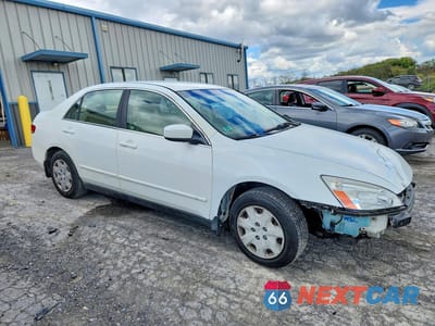 Czwarte zdjęcie samochodu z boku: 2004 HONDA ACCORD LX VIN:JHMCM56384C036375 - miniatura