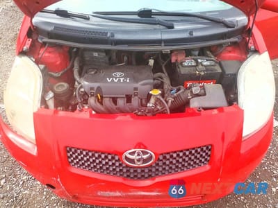 Zdjęcie 11 z 12 samochodu: 2008 TOYOTA YARIS BASE VIN:JTDJT903585164739 - miniatura