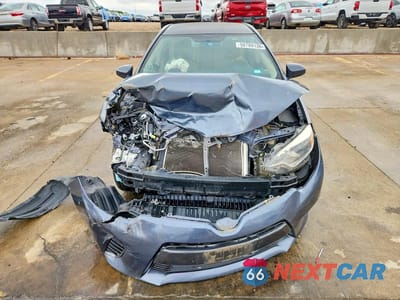 Piąte zdjęcie samochodu w środku: 2015 TOYOTA COROLLA LE VIN:5YFBURHE7FP346725 - miniatura