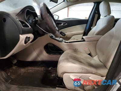 Zdjęcie 7 z 12 samochodu: 2015 CHRYSLER 200 LIMITED VIN:1C3CCCAB4FN679437 - miniatura