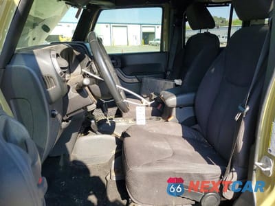 Zdjęcie 7 z 11 samochodu: 2013 JEEP WRANGLER UNLIMITED SPORT VIN:1C4BJWDG8DL549501 - miniatura