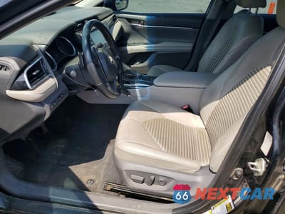 Zdjęcie 7 z 12 samochodu: 2018 TOYOTA CAMRY SE VIN:4T1B11HK7JU578586 - miniatura