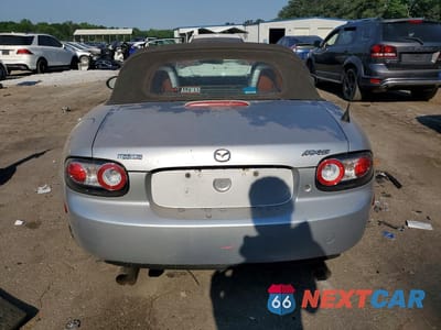 Zdjęcie 6 z 13 samochodu: 2006 MAZDA MX-5 MIATA VIN:JM1NC25F060118550 - miniatura
