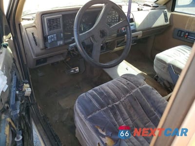 Zdjęcie 8 z 13 samochodu: 1993 CHEVROLET GMT-400 C1500 VIN:2GCEC19K2P1246098 - miniatura