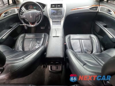 Zdjęcie 8 z 12 samochodu: 2015 LINCOLN MKZ VIN:3LN6L2J93FR620016 - miniatura