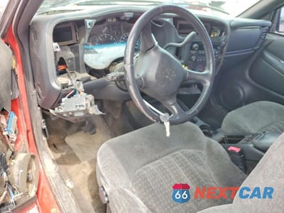 Zdjęcie 8 z 12 samochodu: 2002 CHEVROLET S TRUCK S10 VIN:1GCCS19W528184506 - miniatura